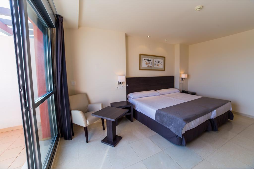 Hotel Adaria Vera Ngoại thất bức ảnh